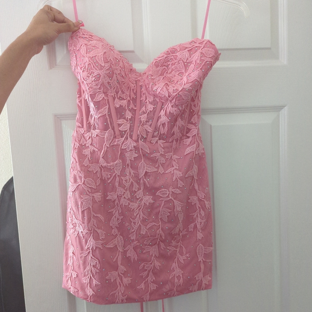 Pretty pink mini dress from Kiss Prom, size 6